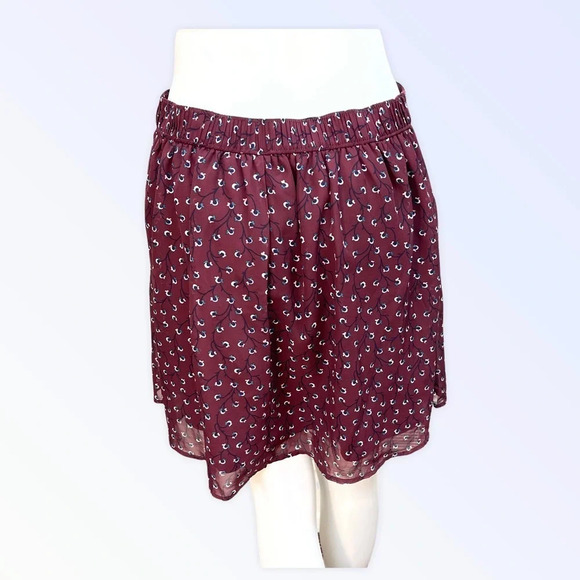 OLD Navy Maroon Floral Mini Skirt - Picture 5 of 5